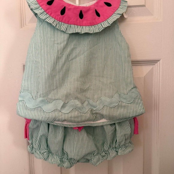 Lil Cactus Watermelon Ruffle Butt Diaper Set - Picture 4 of 11